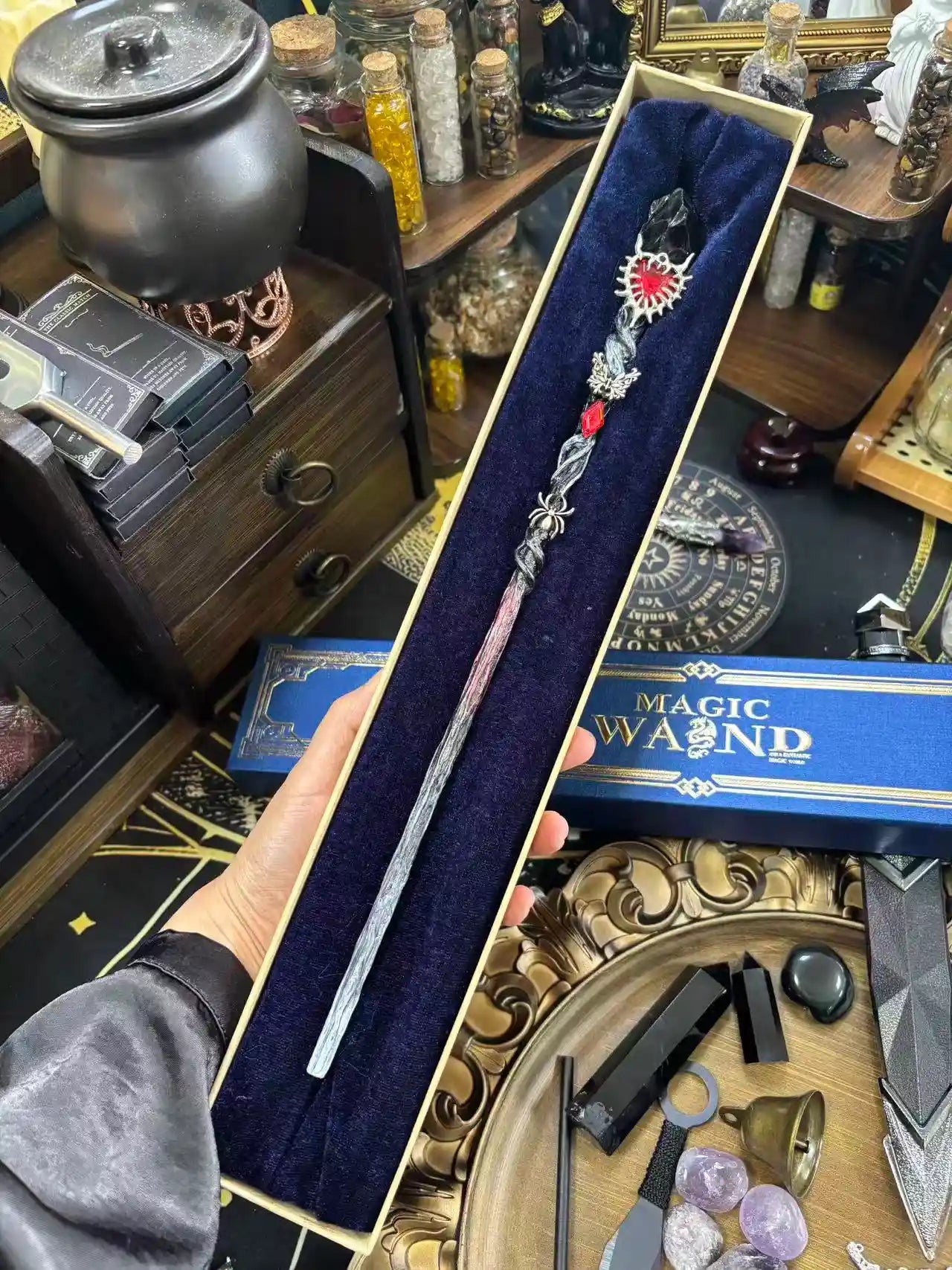 OOAK【Crimson Web Dark Crystal】wand